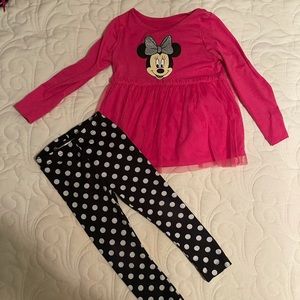 Girls 3T Fall/Winter outfit w top and bottoms